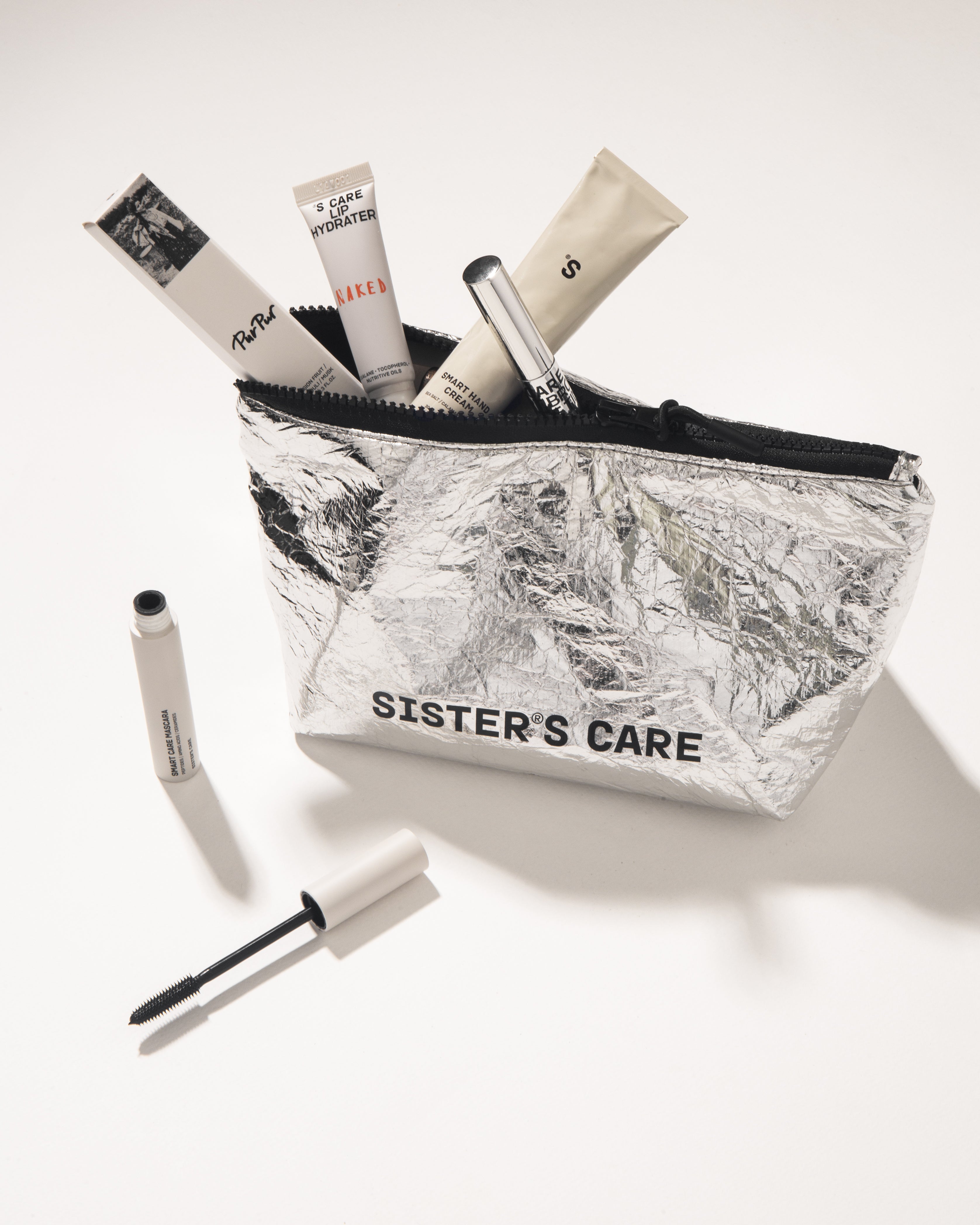 Sister's Aroma, Portfard, Argintiu si Negru