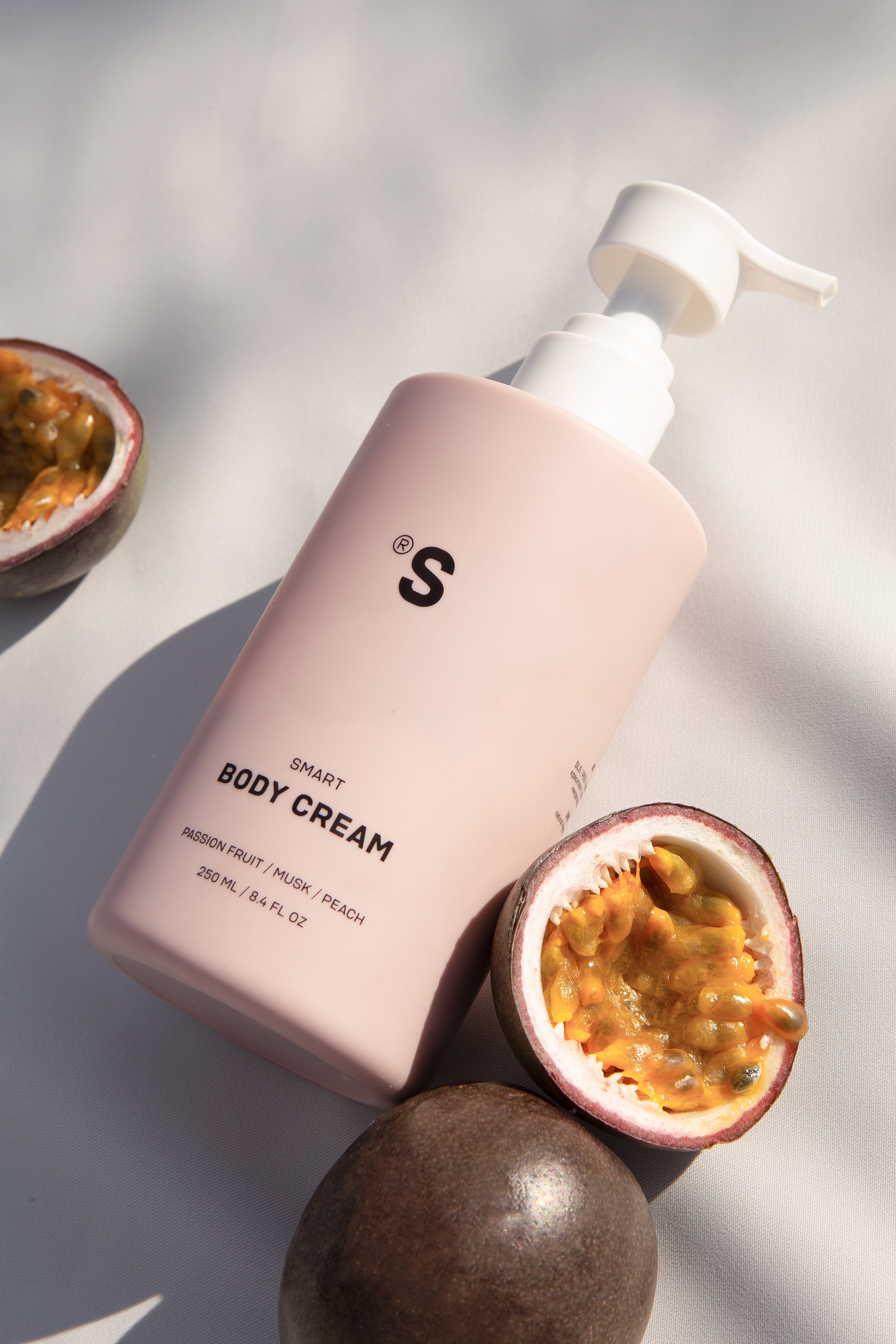 Sister's Aroma, Cremă de Corp Smart, Fructul Pasiunii, 250ml